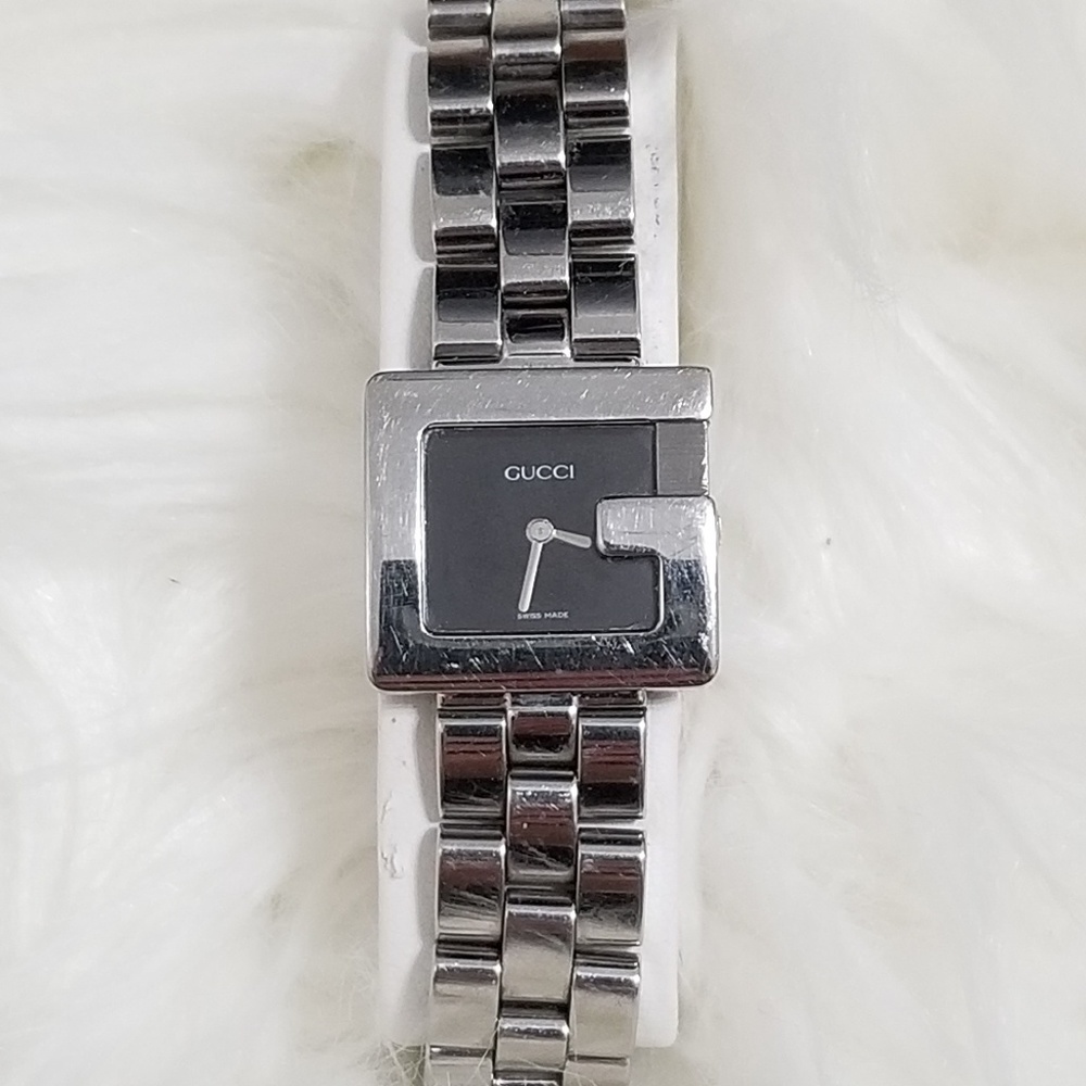 Authentic Women's Gucci watch